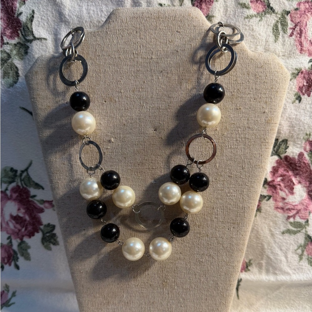 Black and Pearl Two-Tier Beaded Necklace with Silver Rings